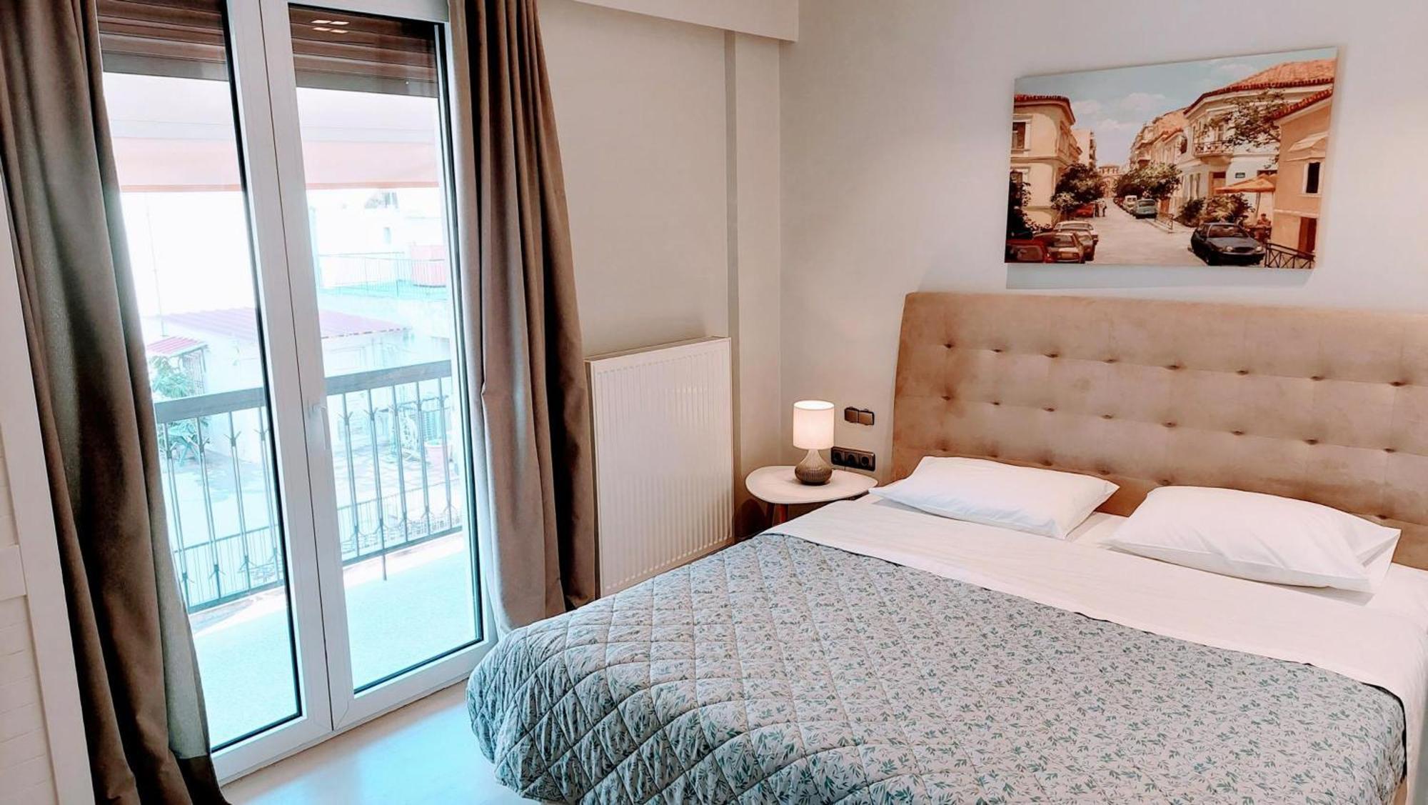 Luxurious Minimal Apartment In Acropolis Athens Exterior photo