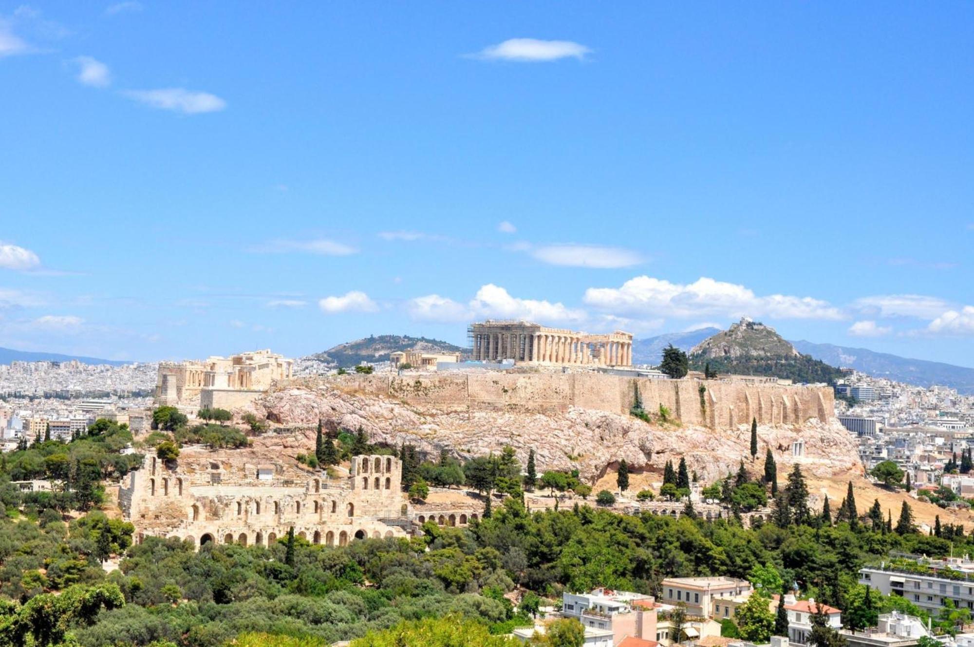 Luxurious Minimal Apartment In Acropolis Athens Exterior photo
